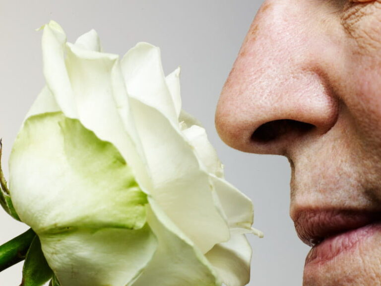 Weakening sense of smell is linked to heart failure risk in a new study