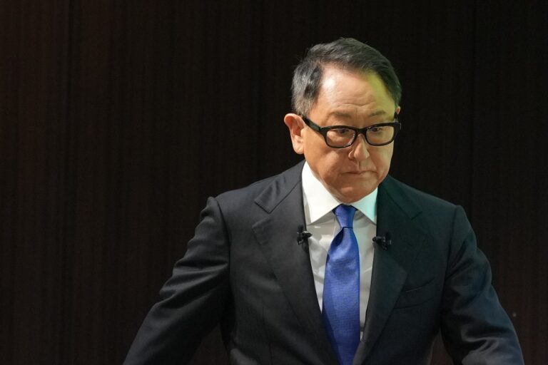 Toyota shareholders re-elect chairman despite governance concerns