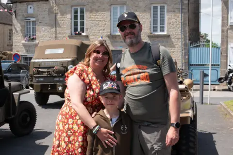 Marianne Baisnee Vanessa Foulon with her husband Sébastien and son Ruben 